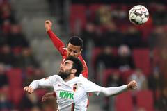 fotbal, německá liga 2018/2019, Bundesliga, FC Augsburg - Bayern Mnichov, Jan Morávek