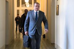 Bývalý náměstek Úřad pro zahraniční styky a informace - Zdeněk Blahut - městský soud v Praze