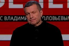 Ponurá atmosféra a obhajování. Jak v ruské TV komentovali stažení vojsk z Chersonu