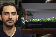 Hydroponie v obýváku: Saláty a bylinky v ní můžete pěstovat celý rok, říká Zatřepálek