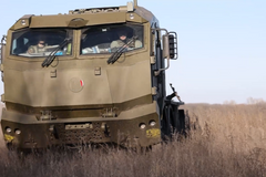 Raketomety na podvozku české Tatry. Ukrajincům v boji pomáhá systém Burevij