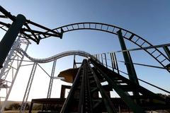 Žena vylétla při plné rychlosti z horské dráhy. Na místě zemřela