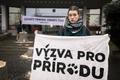 Greenpeace protest před Ministerstvem životního prostředí proti kácení lesů