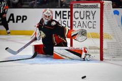 NHL 2022/23, Anaheim Ducks, Lukáš Dostál