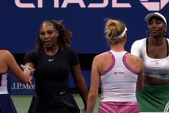 Sestřih zápasu mezi sestrami Williamsovými a Lindou Noskovou s Lucií Hradeckou na US Open