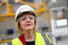 Liz Trussová, Velká Británie