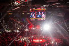 Jak to, že žije? divil se Brazilec růžovému vzdoru. To byl Oktagon v nejtvrdším městě