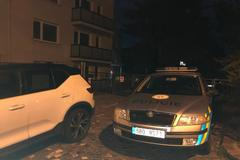 Policie v úterý Brno ráno zásah zahájili i v bytě šéfa bytové komise Brno-střed Otakara Bradáče.