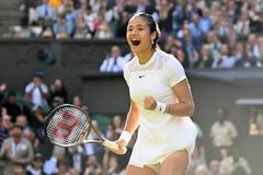 Wimbledon 2022, 1. den (Emma Raducanuová)