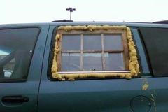 kreativní oprava okna