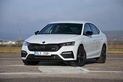 Škoda Octavia G-Tec vs. iV a iV RS (PHEV)