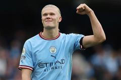 Premier League - Manchester City v Manchester United