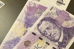 Třicet let české koruny