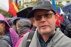 Názory z protivládního Václaváku VI.