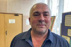 Potřebujeme zamezit fluktuaci žáků, říká ředitel školy ve vyloučené lokalitě