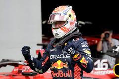 Max Verstappen z Red Bullu slaví vítězství v kvalifikaci na VC Rakouska F1 2023