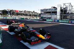 Sergio Pérez (Red Bull) během sprintu v rámci GP Ázerbájdžánu F1 2023