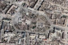 Záběry, z kterých mrazí. Nové satelitní snímky ukazují děsivou zkázu v Mariupolu