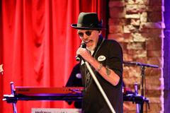 Billy Bob Thornton & The Boxmasters: That Mountain