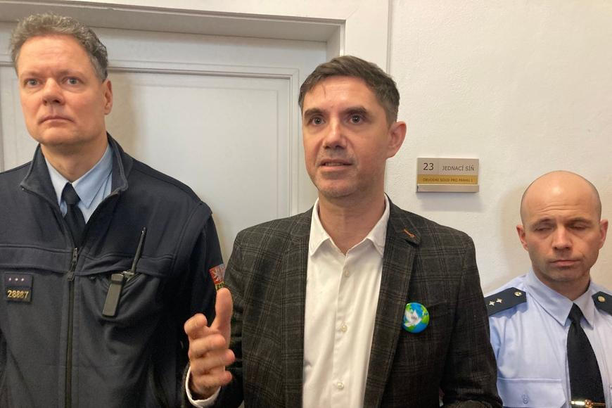 Pořadatele protivládních demonstrací Vrabela čeká soud, měl podvádět s dotacemi