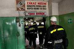 darkov důl horník ilustrační