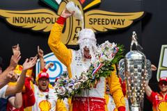 Josef Newgarden slaví vítězství v závodě na 500 mil v Indianapolisu 2023