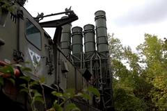 Ukrýt se a odpálit. Jak funguje ruský protiraketový systém S-300