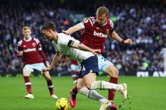 Premier League - Tottenham Hotspur v West Ham United