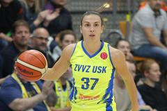 Teja Oblaková (USK Praha) v zápase Euroligy 2019-20 proti Jekatěrinburgu