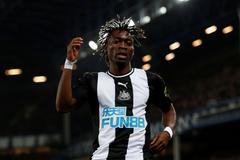 Premier League - Everton v Newcastle United