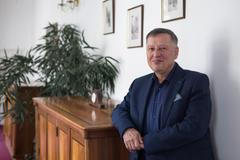 Vladimír Balaš, ministr školství, portrét