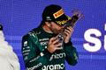 Fernando Alonso z Aston Martinu slaví třetí místo ve Velké ceně Saúdské Arábie F1 2023