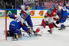 Stanislav Škorvánek a David Tomášek v zápase Česko - Slovensko na MS 2023