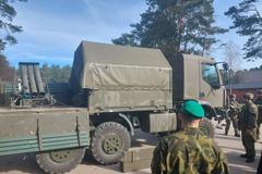 minový vrhač v Adaži