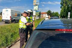Ilustrační snímek, Dopravní policie, silniční kontrola, silniční kontroly, PČR, Policie České republiky, auto