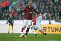 Jaroslav Zelený a Lukáš Masopust v derby Sparta - Slavia ve 27. kola Fortuna: Ligy