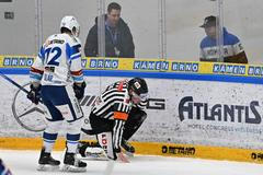 Zranění rozhodčího Matěje Sýkory