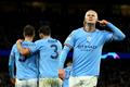 Erling Haaland slaví gól Manchesteru City ve čtvrtfinále Ligy mistrů proti Bayernu