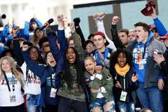 Studentské demonstrace za zpřísnění držení zbraní