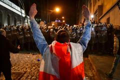 gruzie protesty evropská unie demonstrace vodní děla