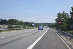 Dálnice, omezení rychlosti