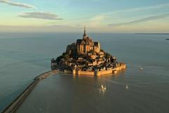 Mont-Saint-Michel francie klášter ostrov