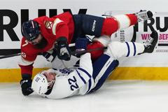 Sestřih utkání Florida - Toronto včetně závěrečné rvačky