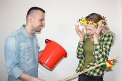 Velikonoce, šlehání, pomlázka, muž, žena, kýbl