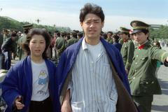 wu'er kchaj-si čína ujgur náměstí nebeského klidu tchien-an-men