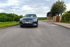 Audi Q8 55 e-tron (2023)