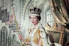 Královna Alžběta II., korunovace, historie, Velká Británie, Zahraničí