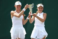 Alena Kovačková, Laura Samsonová, Wimbledon 2023