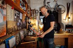 bert neven, kavarna garaz