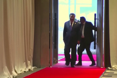 Ochranka v Jihoafrické republice skolila Si Ťin-pchingova překladatele, vypadal prý podezřele